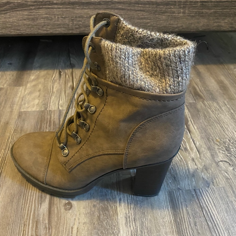Charlotte Russe Booties, size 10, brown